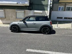 Usado 2018 Mini Cooper D Citadino | € 19.800 (Preço elevado)
