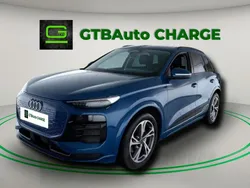 Azul Usado 2025 Audi Q6 e-tron SUV | € 74.499