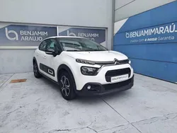 Branco Usado 2024 Citroën C3 PureTech Citadino | € 17.500 (Preço justo)