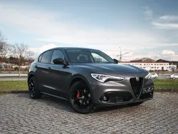 Cinza Usado 2018 Alfa Romeo Stelvio Super SUV | € 28.990 (Preço elevado)