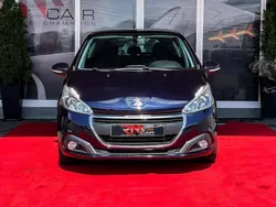 Azul Usado 2019 Peugeot 208 Active Citadino | € 13.750 (Preço justo)