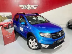 Azul Usado 2015 Dacia Sandero Stepway Citadino | € 9.999 (Preço justo)