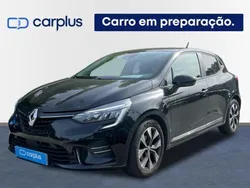 Preto Usado 2023 Renault Clio V Evolution | € 16.990 (Bom preço)