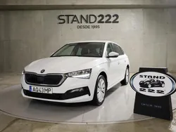 Branco Usado 2022 Skoda Scala Ambition Citadino | € 17.250 (Preço justo)