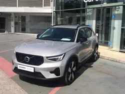 Prata Usado 2023 Volvo XC40 Plus SUV | € 45.900