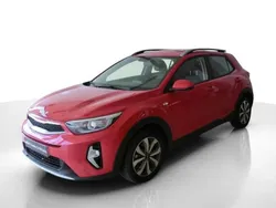 Vermelho Usado 2024 Kia Stonic SUV | € 17.750 (Preço justo)