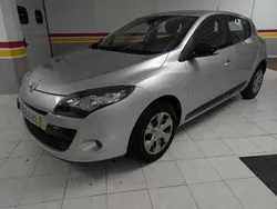 Cinzento Usado 2012 Renault Mégane III Citadino | € 6.800 (Bom preço)