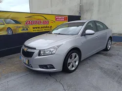 Cinza Usado 2010 Chevrolet Cruze LS Sedan | € 6.250 (Bom preço)