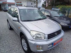 Cinzento Usado 2000 Toyota RAV4 SUV | € 3.899