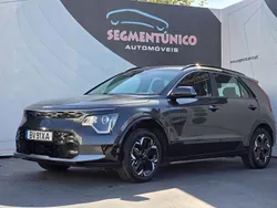 Cinzento Usado 2023 Kia e-Niro SUV | € 31.490 (Preço justo)