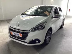 Cinzento Usado 2015 Peugeot 208 Citadino | € 12.450 (Caro)