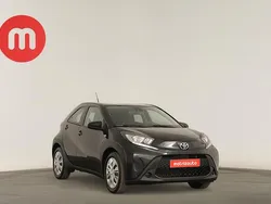 Preto Usado 2023 Toyota Aygo X-play Citadino | € 15.999 (Preço justo)