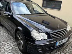 Usado 2005 Mercedes C220 Avantgarde Sedan | € 7.500 (Preço elevado)
