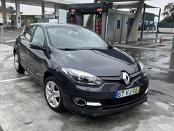 Cinzento Usado 2014 Renault Mégane III Citadino | € 7.499 (Preço justo)
