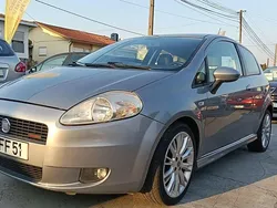 Cinza Usado 2008 Fiat Grande Punto Sport Citadino | € 5.750 (Preço justo)