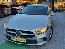 Cinza Usado 2019 Mercedes A180 Style | € 21.950 (Preço elevado)