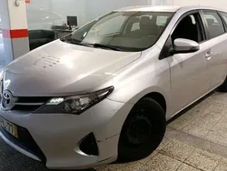 Cinzento Usado 2015 Toyota Auris Touring Sports Active Carrinha | € 6.200 (Preço justo)