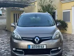 Outro Usado 2009 Renault Scénic III Monovolume | € 14.500