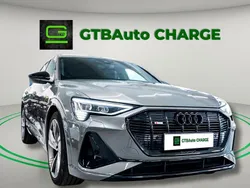 Cinza Usado 2022 Audi e-tron Black Edition SUV | € 46.999