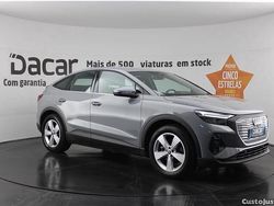Cinza Usado 2022 Audi Q4 e-tron Business SUV | € 30.899 (Super Preço)