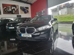 Preto Usado 2021 BMW 118 Citadino | € 22.750 (Preço justo)
