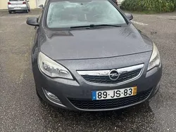 Usado 2010 Opel Astra Enjoy Sedan | € 5.300 (Preço justo)