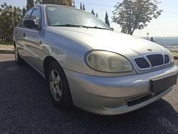 Usado 2000 Chevrolet Lanos Sedan | € 1.390