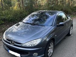 Usado 2005 Peugeot 206 CC Cabrios | € 5.000