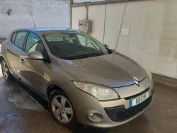Usado 2009 Renault Mégane III Sedan | € 3.400 (Preço justo)