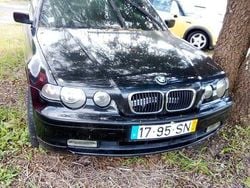 Usado 2001 BMW 316 Compact Citadino | € 1.000