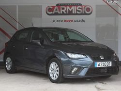 Cinza Usado 2023 Seat Ibiza Style | € 13.400 (Bom preço)