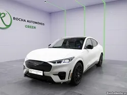 Branco Usado 2023 Ford Mustang Mach-E GT SUV | € 51.999