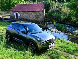 Cinza Usado 2020 Nissan Juke Tekna SUV | € 19.990 (Preço justo)