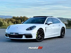 Branco Usado 2019 Porsche Panamera S E-Hybrid Sedan | € 73.900