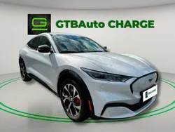 Branco Usado 2022 Ford Mustang Mach-E SUV | € 36.999 (Preço justo)