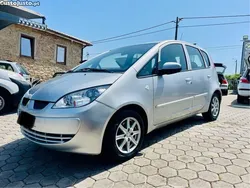 Cinza Usado 2008 Mitsubishi Colt Inform Citadino | € 3.990 (Preço justo)