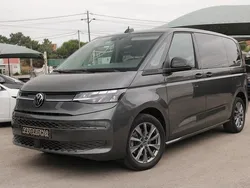 Cinza Usado 2024 VW Multivan Style SUV | € 46.500