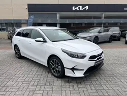 Branco Novo 2025 Kia Ceed Carrinha | € 23.900 (Preço elevado)