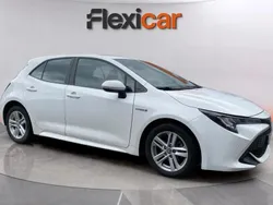 Branco Usado 2021 Toyota Corolla Comfort | € 20.980 (Preço justo)