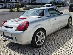Usado 2004 Toyota MR2 | € 19.850