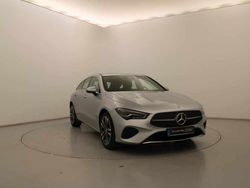 Cinzento Usado 2025 Mercedes CLA200 | € 47.990