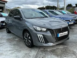Cinza Usado 2024 Peugeot 208 Allure Citadino | € 17.399 (Bom preço)