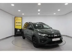 Verde Usado 2023 Dacia Jogger Extreme Monovolume | € 20.480 (Preço justo)