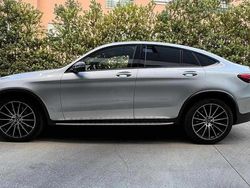 Cinzento Usado 2019 Mercedes GLC300 Citadino | € 47.900