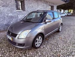Usado 2008 Suzuki Swift GLX Sedan | € 3.999 (Bom preço)