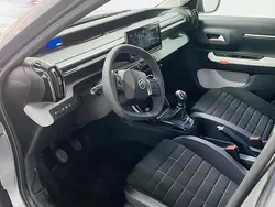 Cinza Usado 2025 Citroën C3 Citadino | € 19.499 (Preço justo)