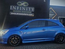 Azul Usado 2007 Opel Corsa Citadino | € 13.900