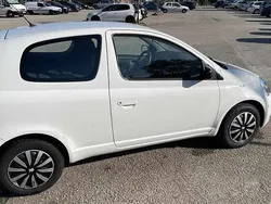 Branco Usado 2005 Toyota Yaris Carrinha | € 2.900