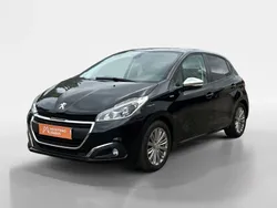 Preto Usado 2017 Peugeot 208 Style Citadino | € 9.900 (Preço justo)