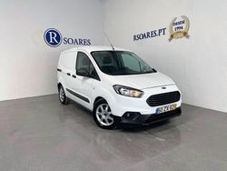 Branco Usado 2020 Ford Courier Trend Monovolume | € 11.900 (Preço justo)